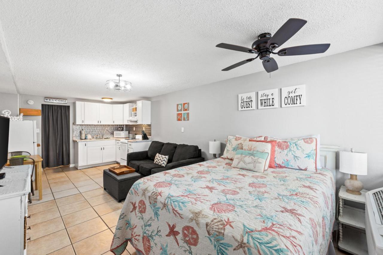 Fontainebleau Terrace #400 By Book That Panama City Beach
